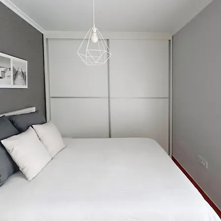 Comillas Bº Casasola - Residencial Lagos Azules - Netflix, Prime, Wifi & Free Indoor Parking Exterior photo