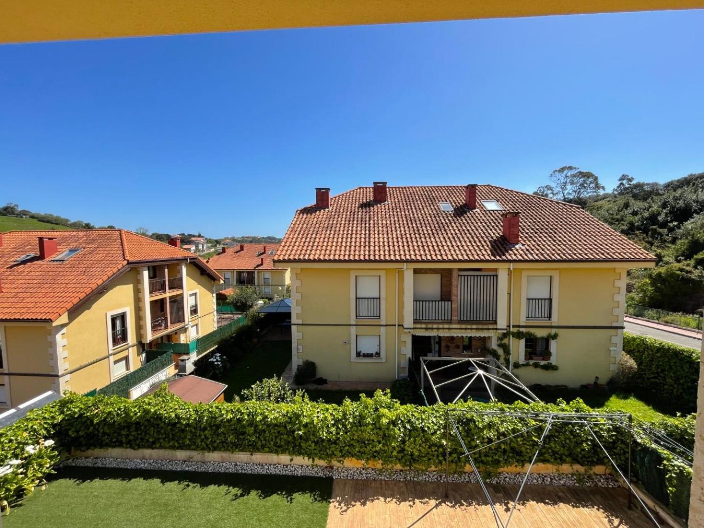 Comillas Bº - Residencial Lagos Azules - Netflix, Prime, Wifi & Free Indoor Parking Apartment *