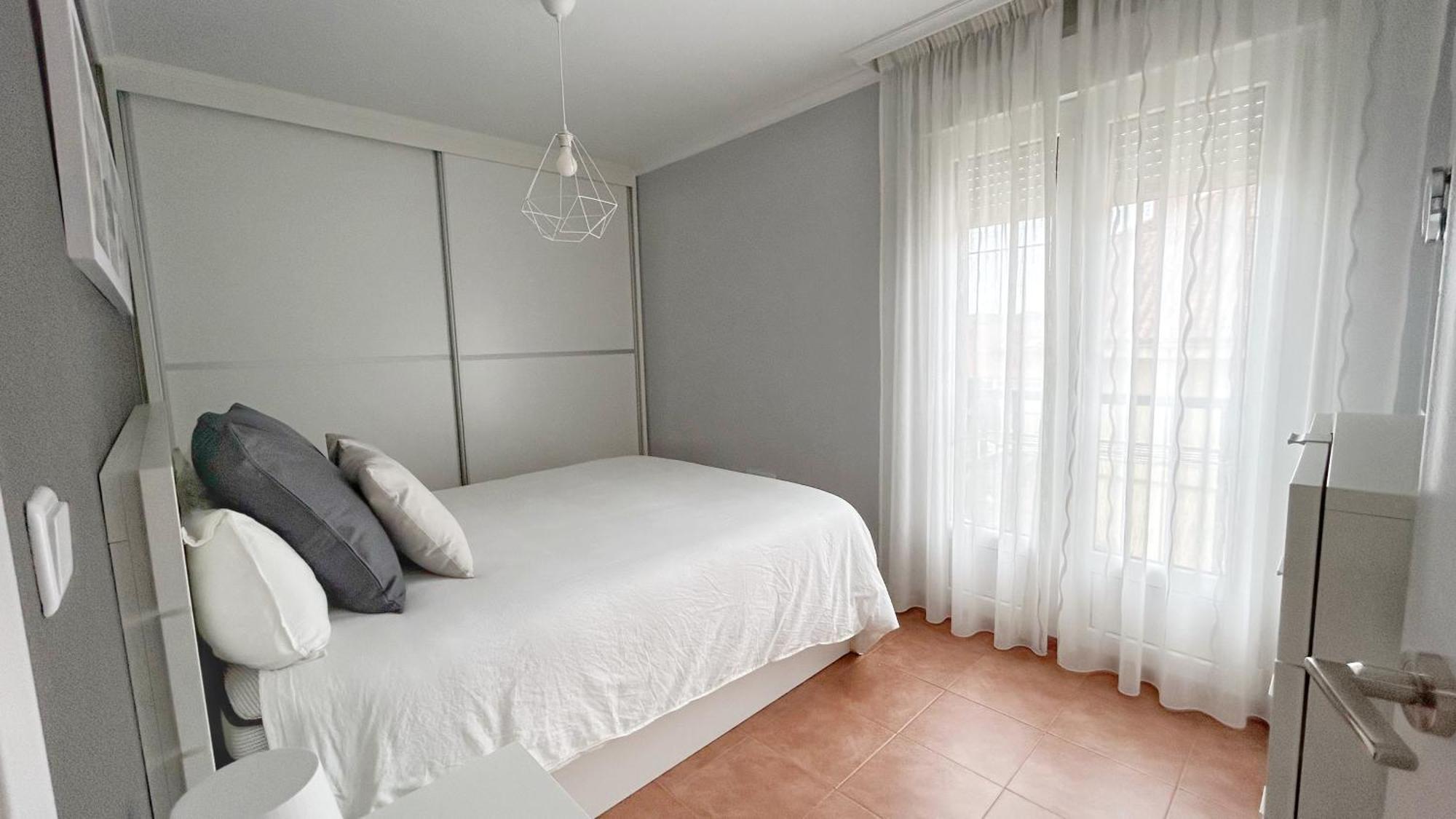Apartment Comillas Bº - Residencial Lagos Azules - Netflix, Prime, Wifi & Free Indoor Parking