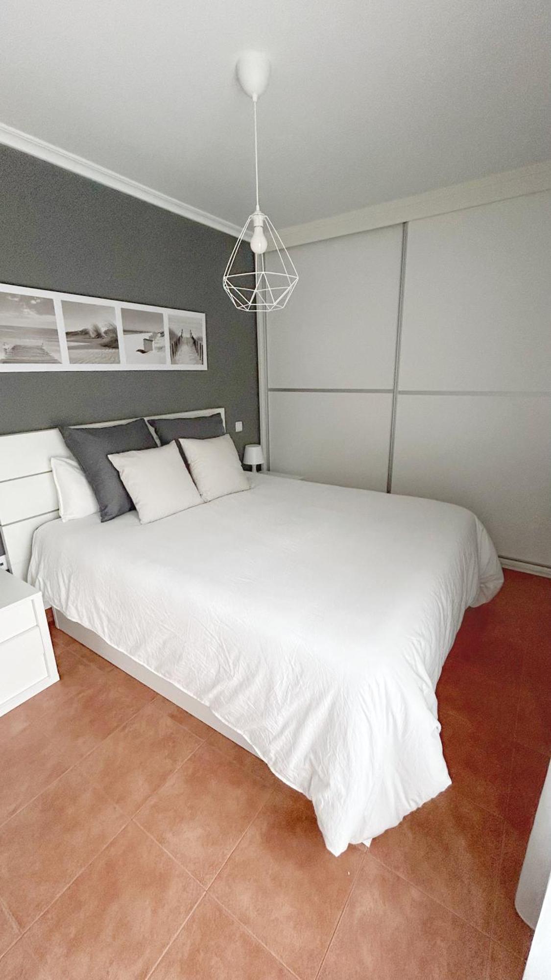 Comillas Bº - Residencial Lagos Azules - Netflix, Prime, Wifi & Free Indoor Parking *